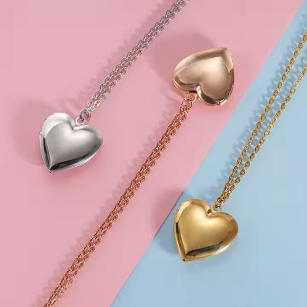 Heart Locket Thumbnail